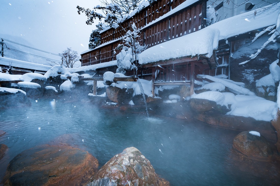 冬の不倫旅行と言えば「温泉」でしょうか？